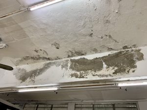 【專業滲水漏水維修】樓上至樓下單位天花 l 浴室滲水 l 天花漏水 l 石屎剝落