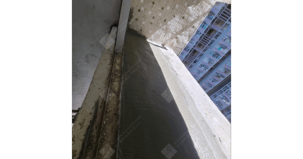 冷氣機窗台滲水漏水問題嚴重,用卓先液─納米滲透型石屎防漏及養護材料維修及重造防水層