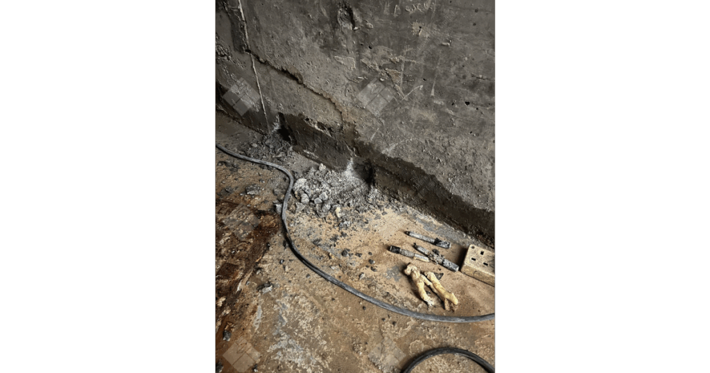 地下室升降機槽𨋢槽地下停車場出現漏水問題頻繁嚴重，使用卓先液─納米滲透型石屎防漏及養護材料維修及重造防水層徹底解決滲漏問題